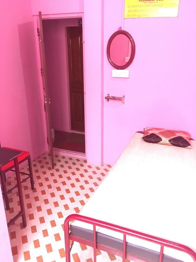 Pleasant Inn Kochi Ngoại thất bức ảnh